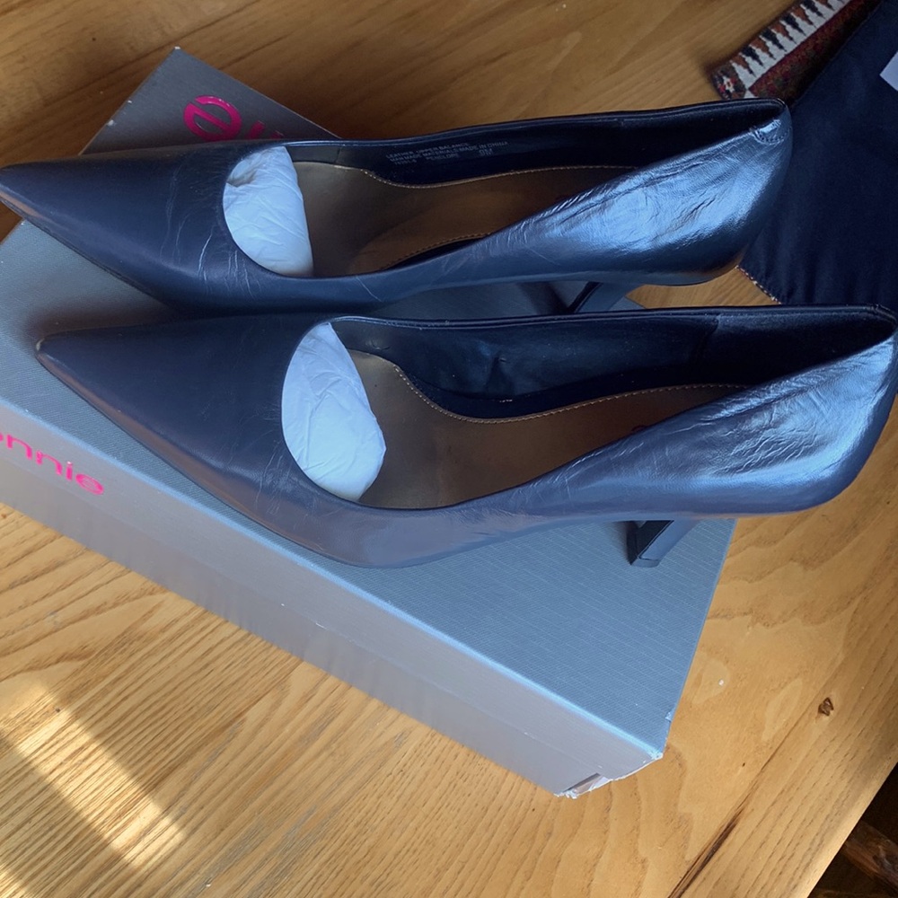 COPY - Connie Penelope Navy heeled pointed toe dress shoe size 9 M